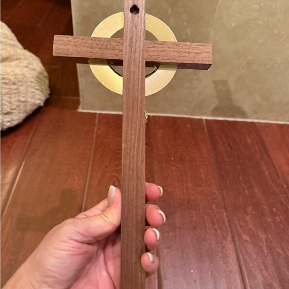 BEAUTIFUL WALL CRUCIFIX BRASS AND WOOD 12” - Picture 5 of 5